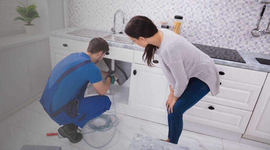 Expert burst pipe repair services in Monroe, CT
